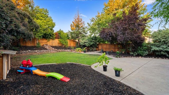 2955 Cardinal Dr, Lincoln, CA 95648