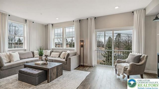 1103 Meadowlark Drive, Upper Macungie Twp, PA 18051