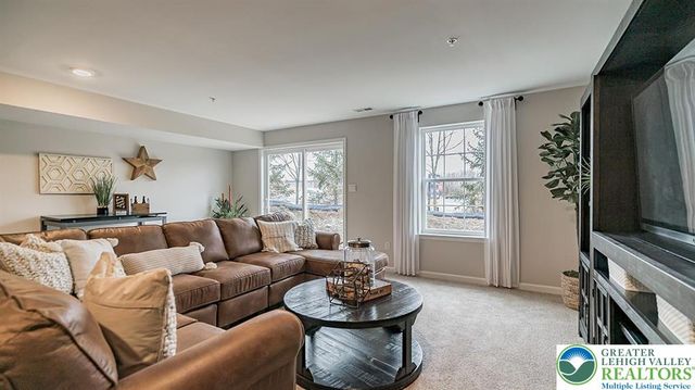 1103 Meadowlark Drive, Upper Macungie Twp, PA 18051