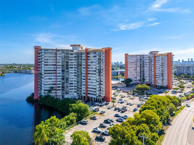 1301 NE Miami Gardens Drive 1523W, Miami, FL 33179