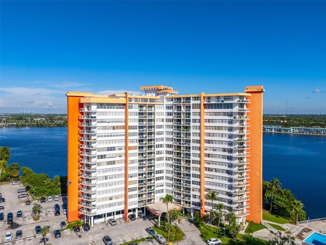 1301 NE Miami Gardens Drive 1523W, Miami, FL 33179