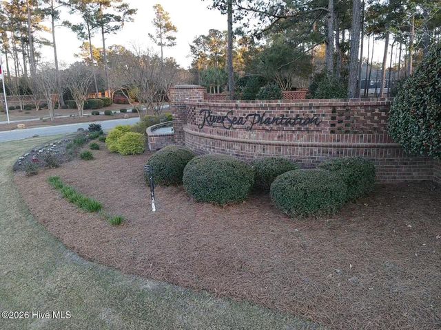 735 Cedarhurst Drive SE, Bolivia, NC 28422