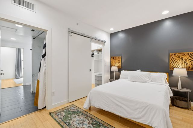 1111 S Akard Street 307, Dallas, TX 75215
