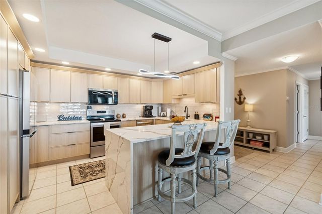 4 BELLEVIEW BOULEVARD 701, Belleair, FL 33756