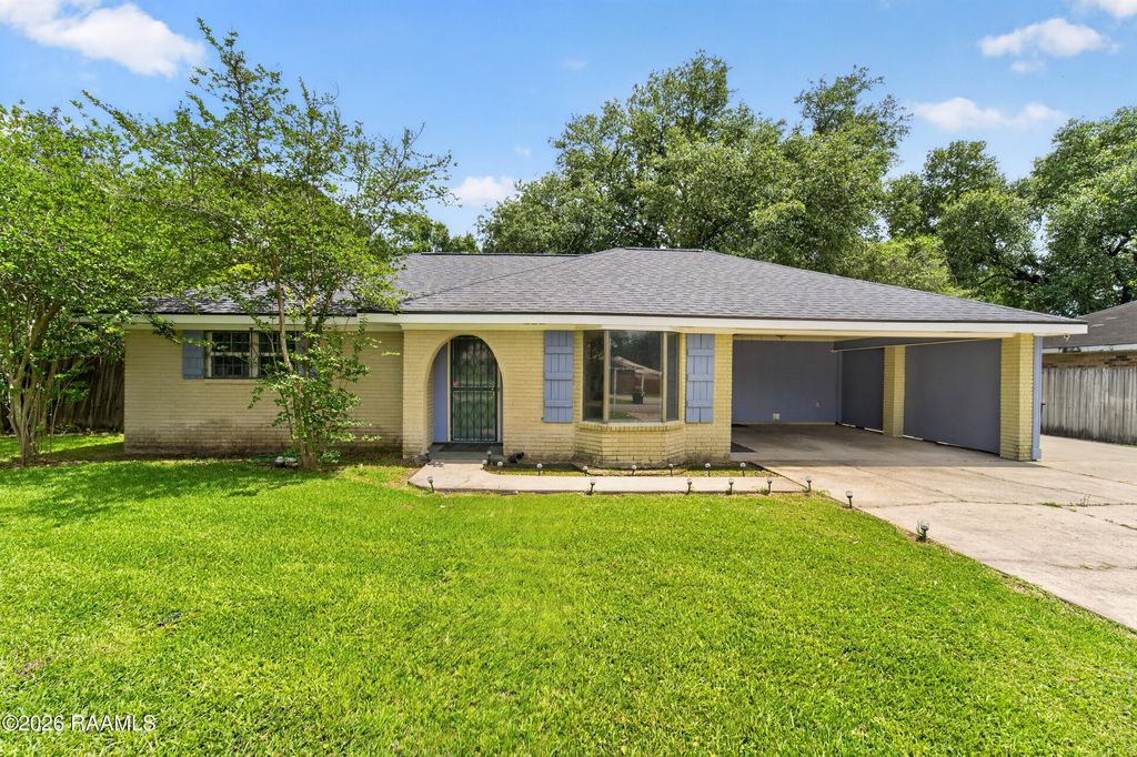 114 Japonica Drive, Lafayette, LA 70501