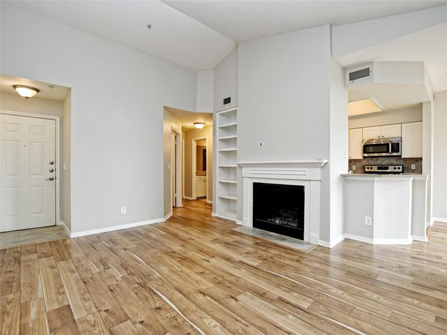 6000 Shepherd Mountain CV 406, Austin, TX 78730