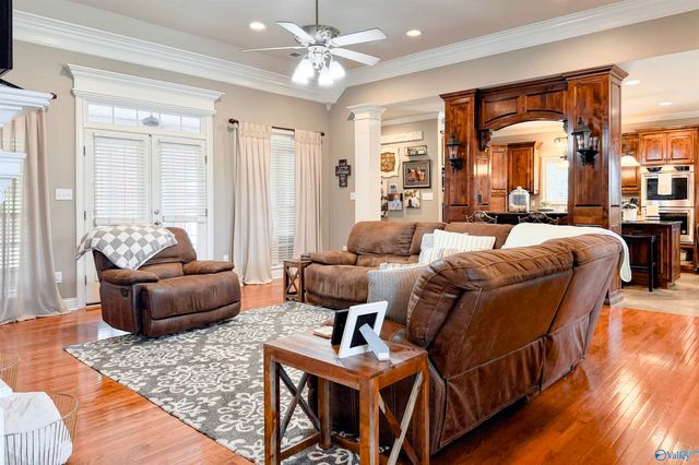 2021 Englewood Place, Decatur, AL 35603