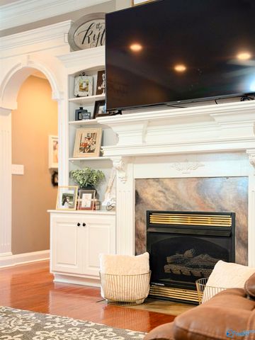2021 Englewood Place, Decatur, AL 35603