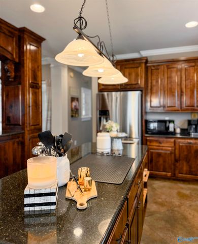 2021 Englewood Place, Decatur, AL 35603