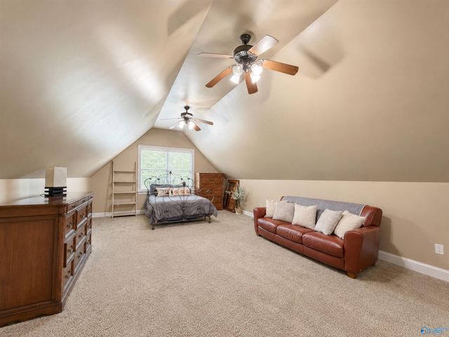 2021 Englewood Place, Decatur, AL 35603