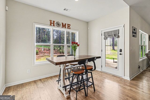 100 Dove Creek Court, Lagrange, GA 30241