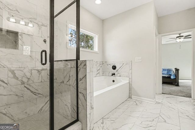 100 Dove Creek Court, Lagrange, GA 30241