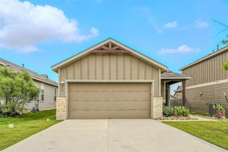 145 Nettletree DR, Buda, TX 78610