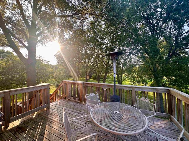 5101 Rosebriar Court, Lincoln, NE 68516