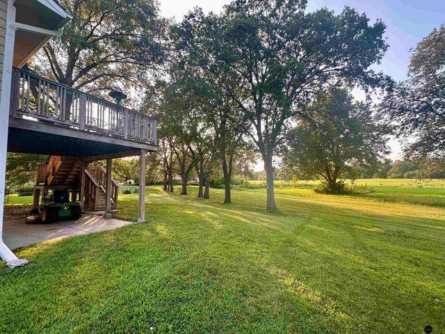 5101 Rosebriar Court, Lincoln, NE 68516