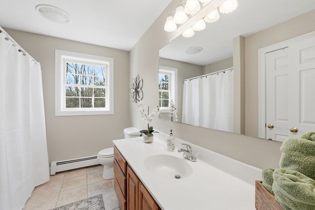 331 E County Rd, Rutland, MA 01543