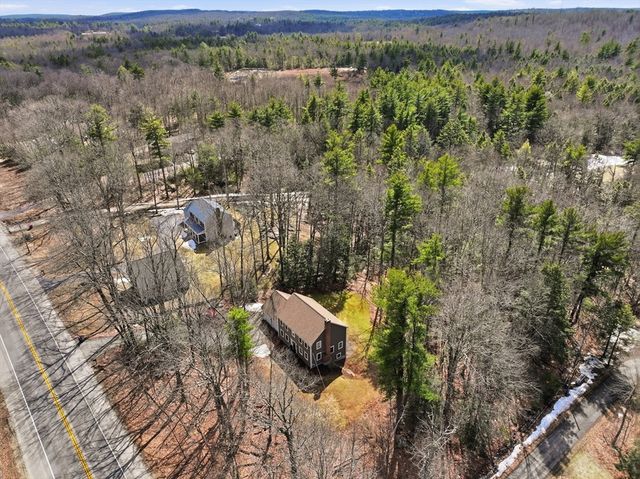 331 E County Rd, Rutland, MA 01543