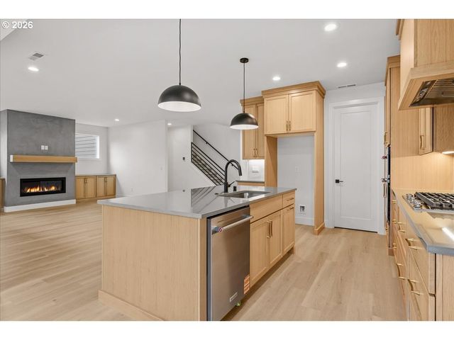 3525 N 11TH Cir, Ridgefield, WA 98642