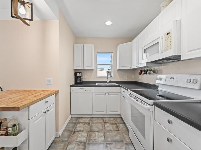 34826 LEARN ROAD, Leesburg, FL 34788