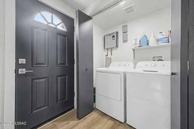 2324 N Treat Avenue, Tucson, AZ 85716