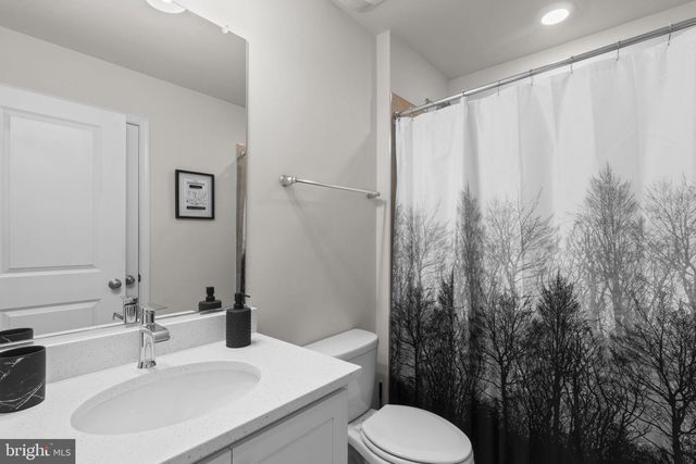 417 UNION ST, Frederick, MD 21701