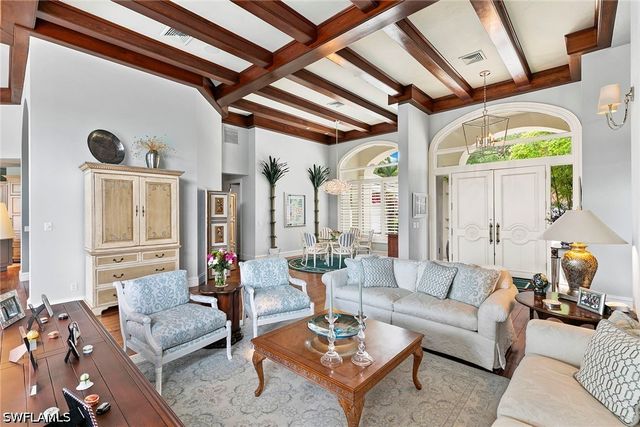 6991 Greentree DR, Naples, FL 34108