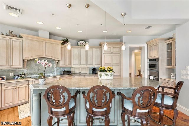 6991 Greentree DR, Naples, FL 34108