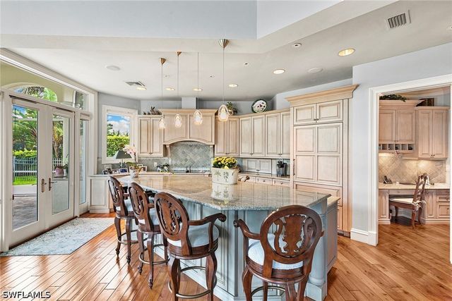 6991 Greentree DR, Naples, FL 34108