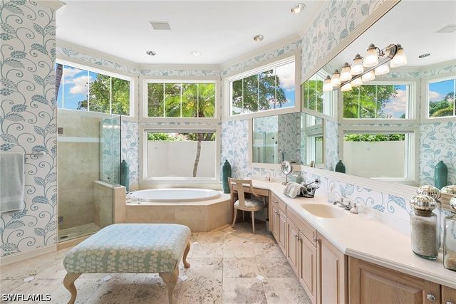 6991 Greentree DR, Naples, FL 34108