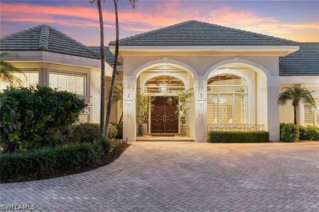 6991 Greentree DR, Naples, FL 34108