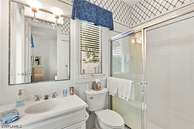 6991 Greentree DR, Naples, FL 34108