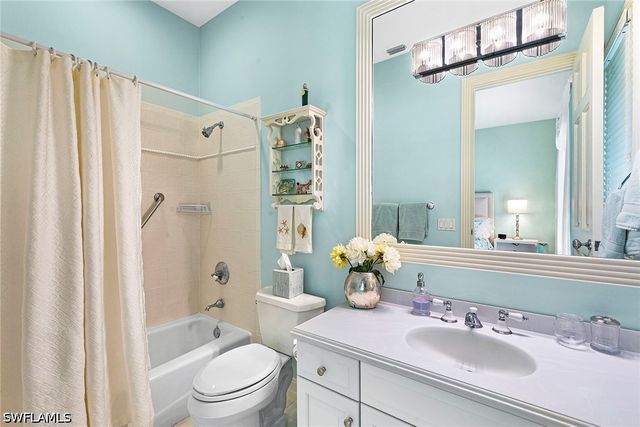 6991 Greentree DR, Naples, FL 34108