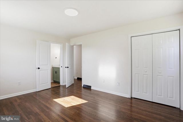 1910 DELMAR ORCHARD RD, Martinsburg, WV 25403