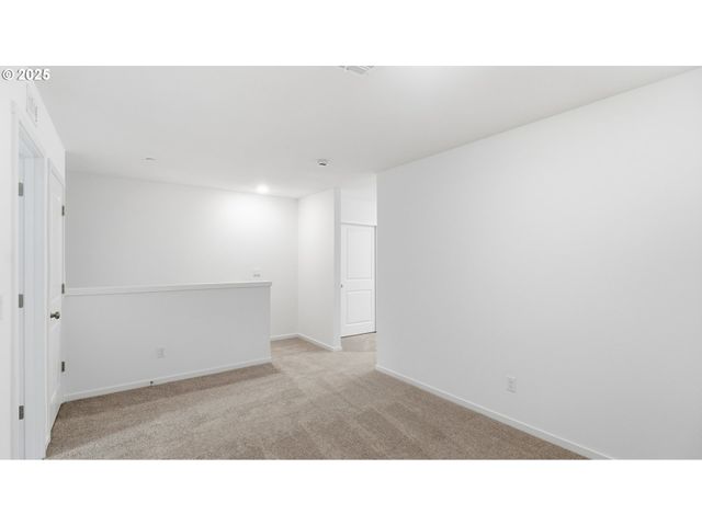 1588 LAURA VISTA Dr Nw, Albany, OR 97321