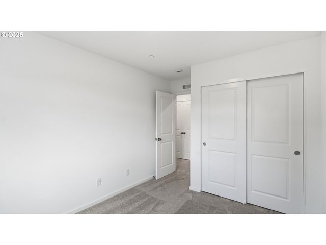 1588 LAURA VISTA Dr Nw, Albany, OR 97321