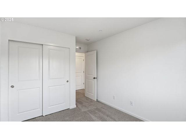 1588 LAURA VISTA Dr Nw, Albany, OR 97321