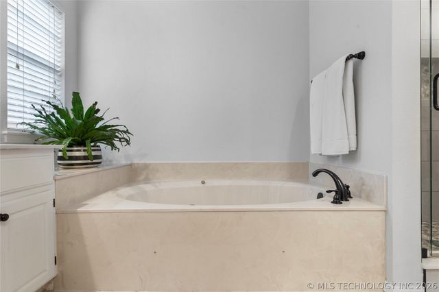 5632 E 103rd Street, Tulsa, OK 74137