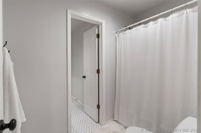 5632 E 103rd Street, Tulsa, OK 74137