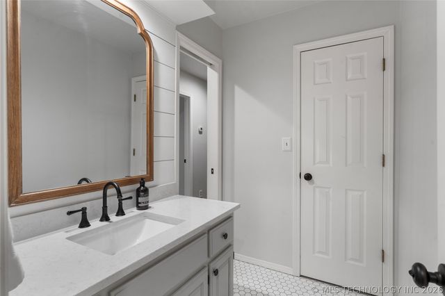 5632 E 103rd Street, Tulsa, OK 74137