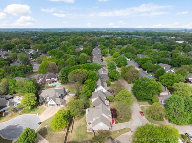 5632 E 103rd Street, Tulsa, OK 74137