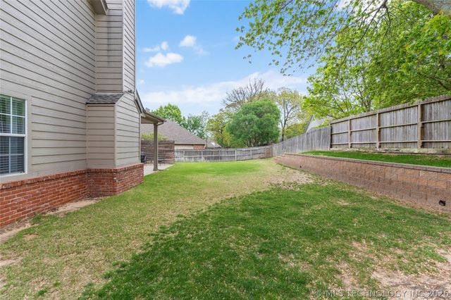 5632 E 103rd Street, Tulsa, OK 74137