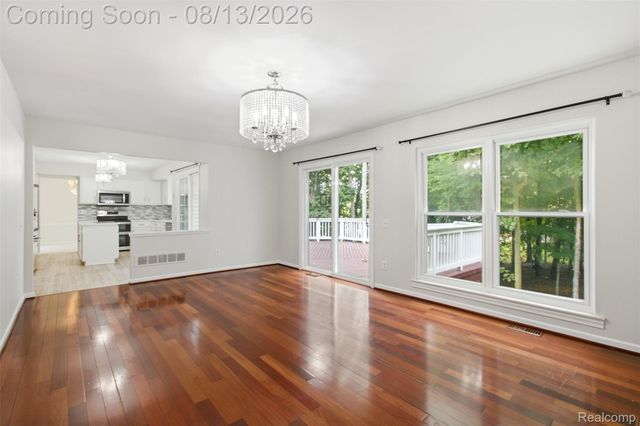 425 Thornridge Court, Rochester Hills, MI 48307