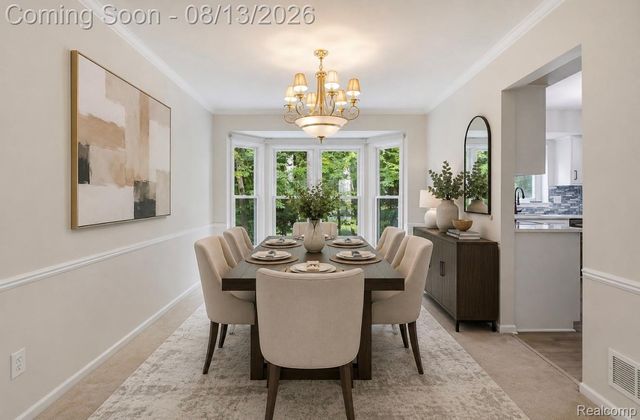 425 Thornridge Court, Rochester Hills, MI 48307