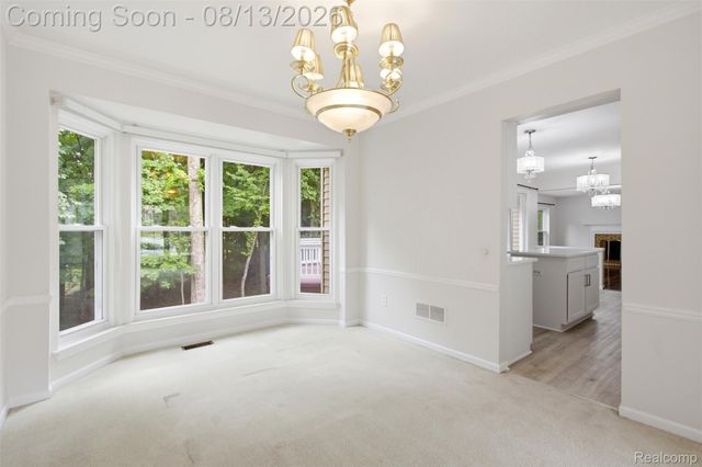 425 Thornridge Court, Rochester Hills, MI 48307