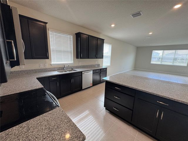 5514 BANYAN BAY ROAD, St Cloud, FL 34771