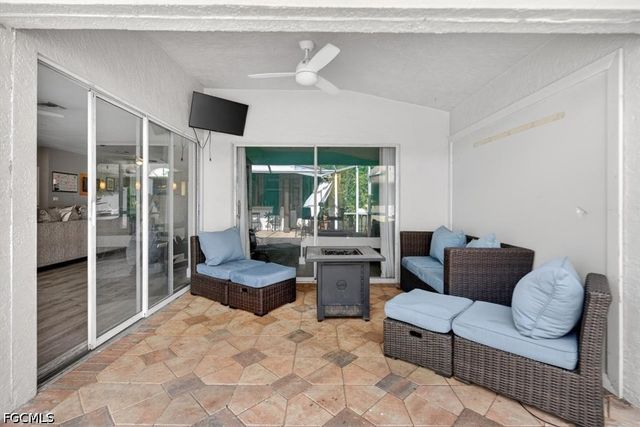 1145 Moon Lake DR, Naples, FL 34104