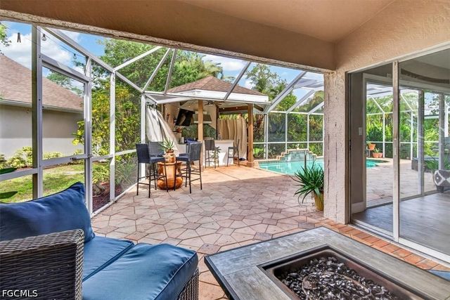 1145 Moon Lake DR, Naples, FL 34104