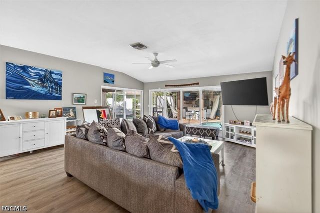 1145 Moon Lake DR, Naples, FL 34104