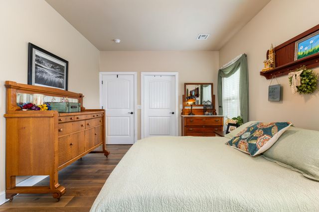 62203 E 268 Place, Grove, OK 74344
