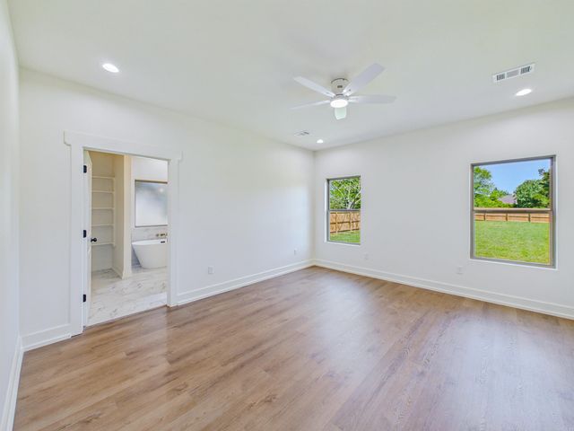 13 Hummingbird Drive, Vilonia, AR 72173
